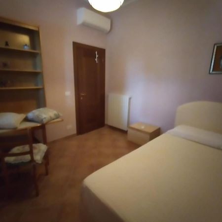 לוצ'יניאנו B&B L'Oliveto מראה חיצוני תמונה