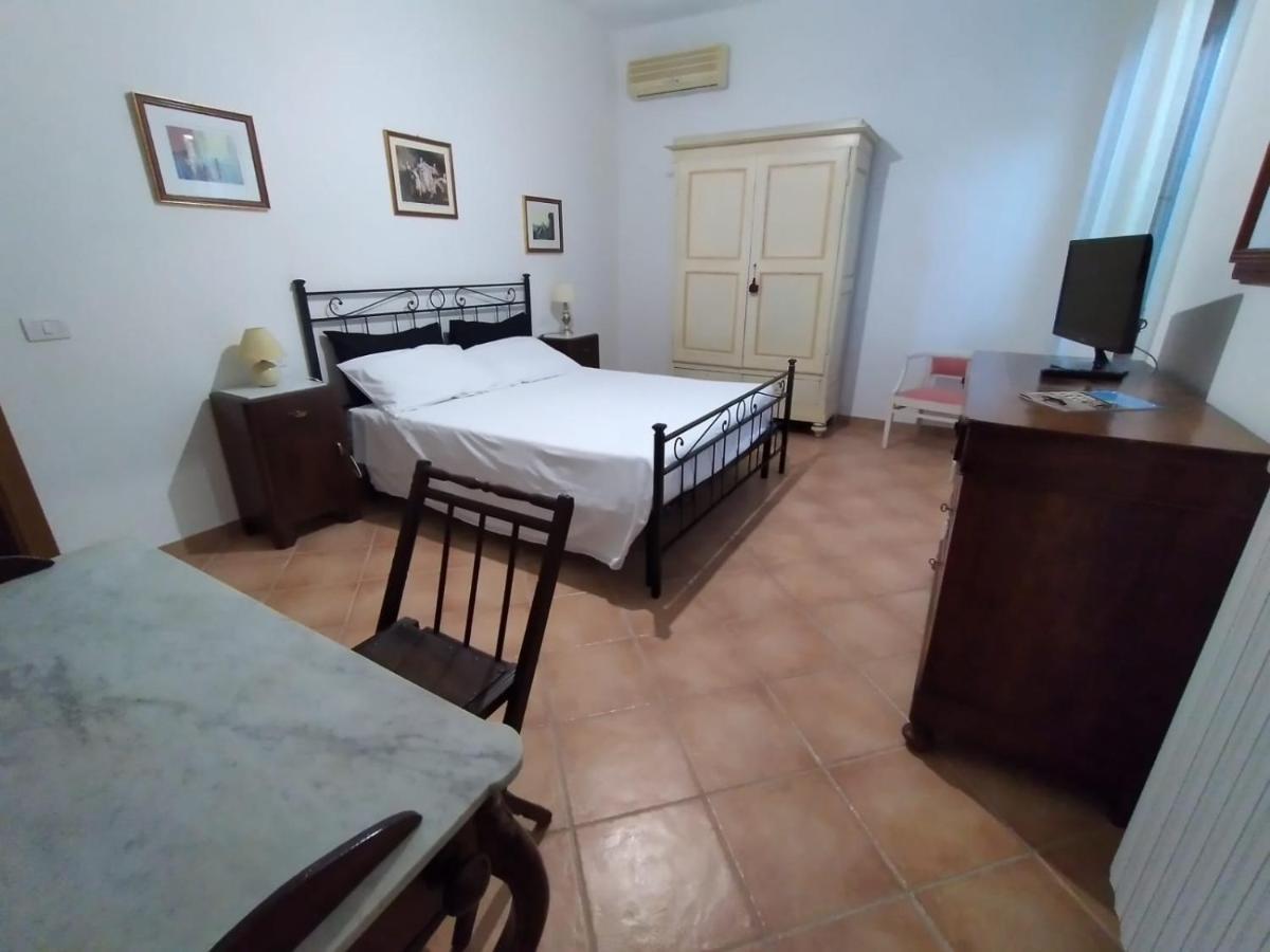 לוצ'יניאנו B&B L'Oliveto מראה חיצוני תמונה